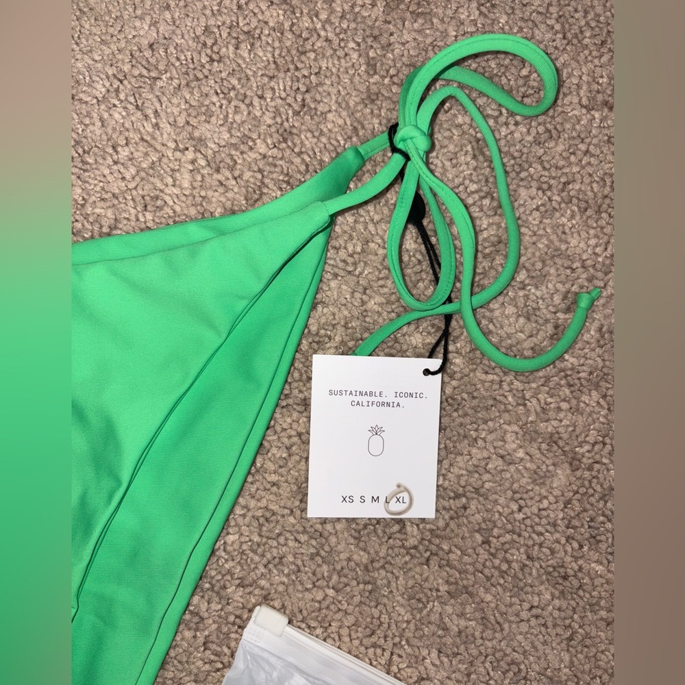 Green Skatie Bottoms! - Picture 2 of 6